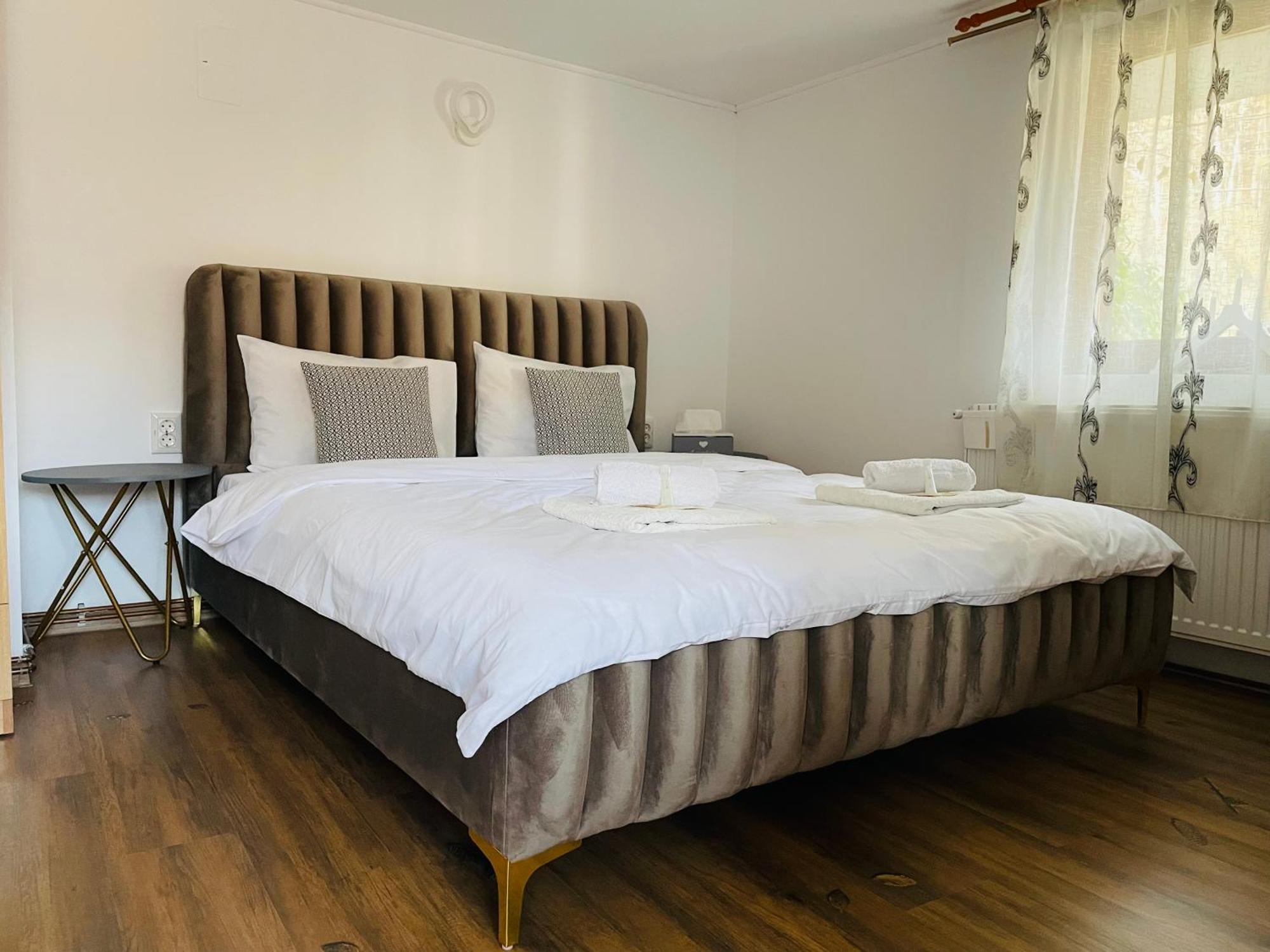 Casamaria Hotel สลานิก-มอลโดวา ภายนอก รูปภาพ