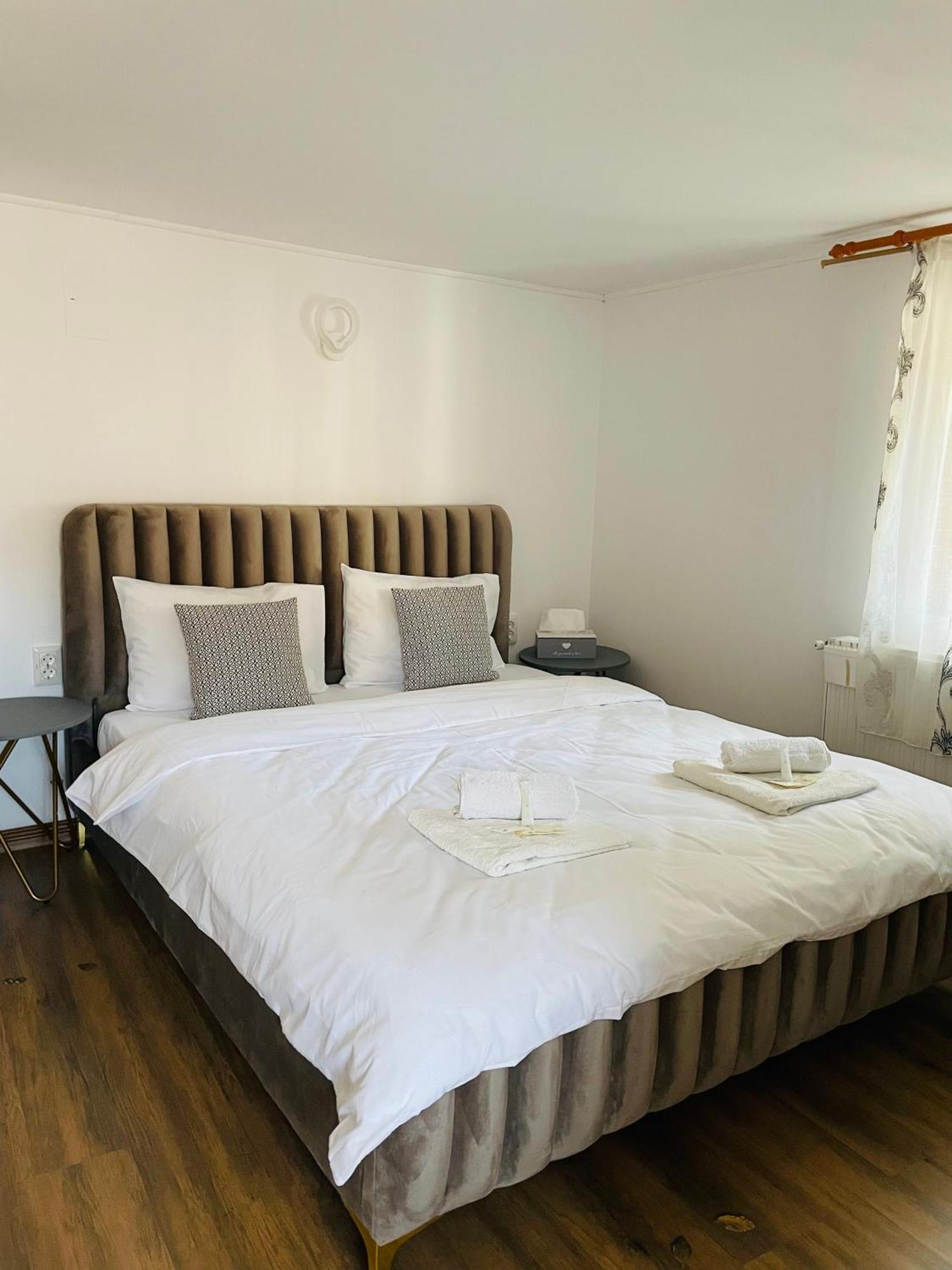 Casamaria Hotel สลานิก-มอลโดวา ภายนอก รูปภาพ